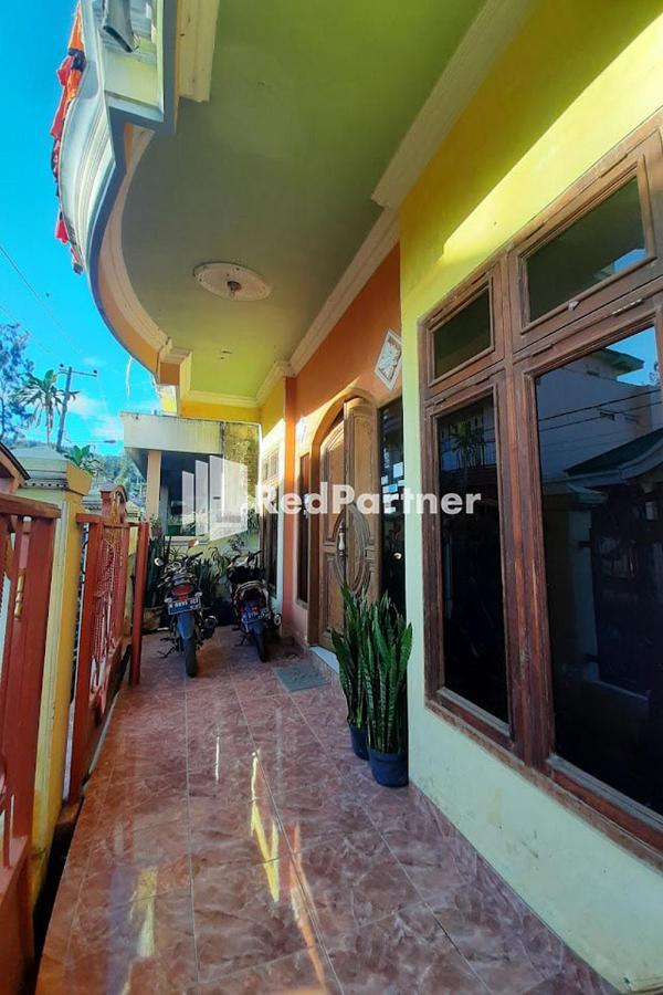 Bromo Indah Lestari Homestay Mitra Reddoorz Pasuruan Eksteriør billede