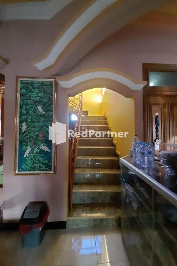 Bromo Indah Lestari Homestay Mitra Reddoorz Pasuruan Eksteriør billede